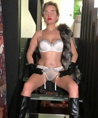 Проститутка Дина